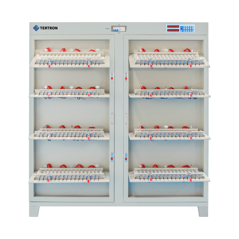 Machine de classification de capacité d'économie d'énergie de batterie d'alimentation cylindrique à 256 canaux (TCS33-256/10A)